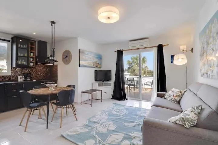 Apartmento Tanger Oasis Nerja 0*,  Spain